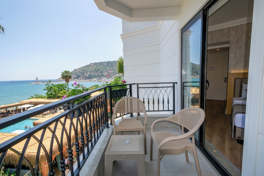 De'Manor Boutique Hotel 19