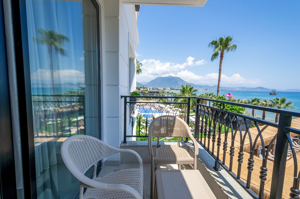 De'Manor Boutique Hotel 21