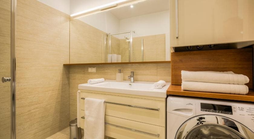 Vienna Grand Apartments City 19