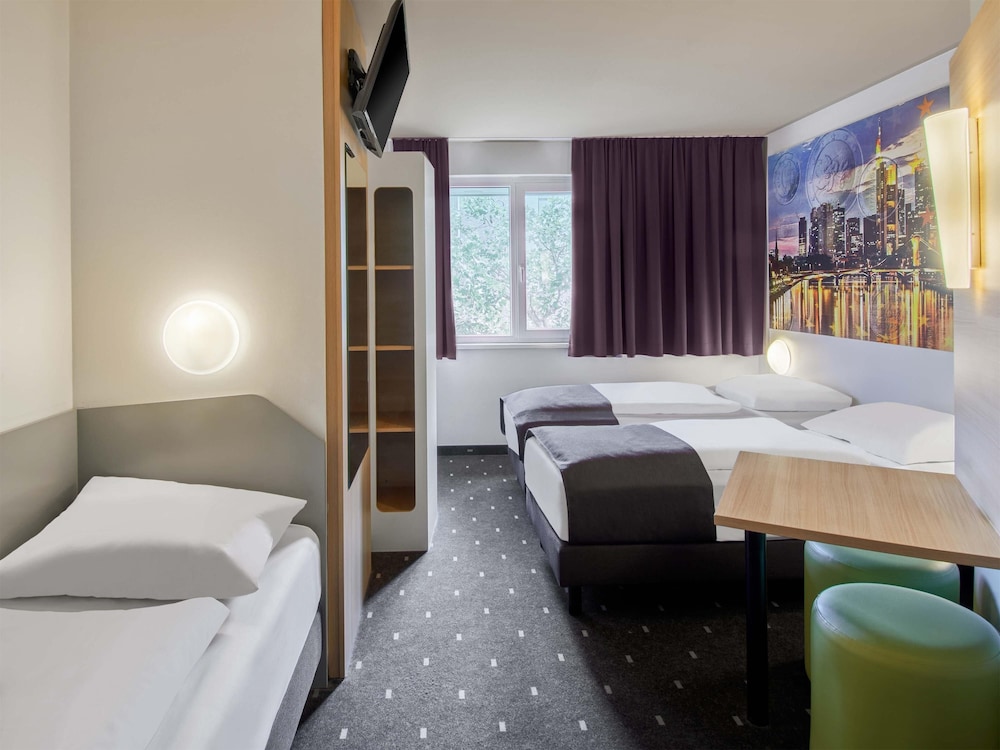 B&B HOTEL Frankfurt City-Ost 9