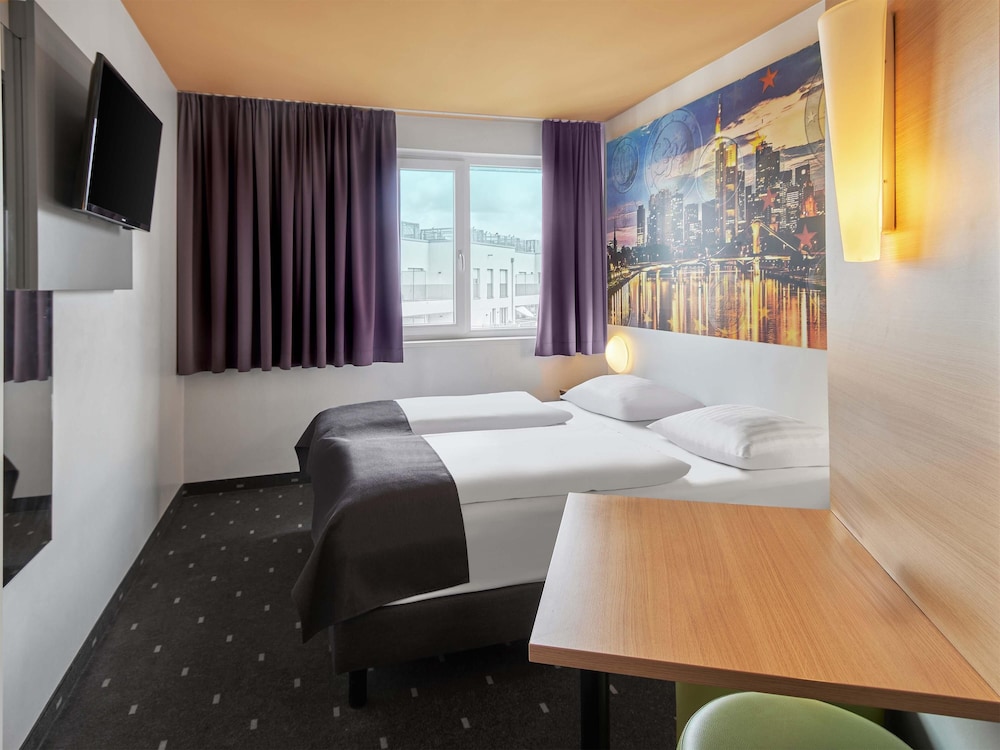 B&B HOTEL Frankfurt City-Ost 6