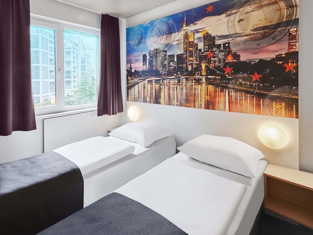 B&B HOTEL Frankfurt City-Ost 11