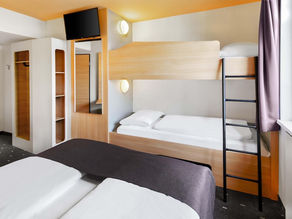 B&B HOTEL Frankfurt City-Ost 18
