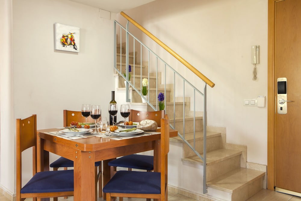Velor Apartments 12