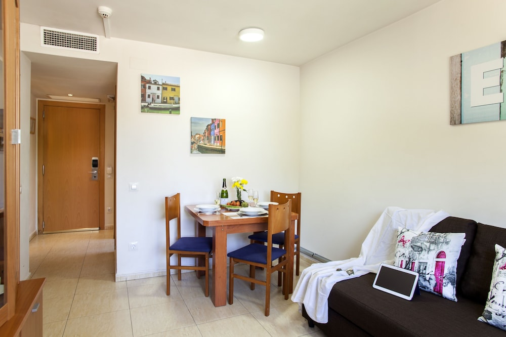 Velor Apartments 21