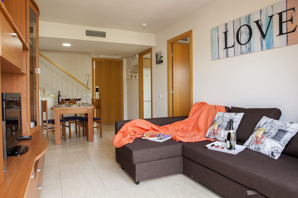 Velor Apartments 20