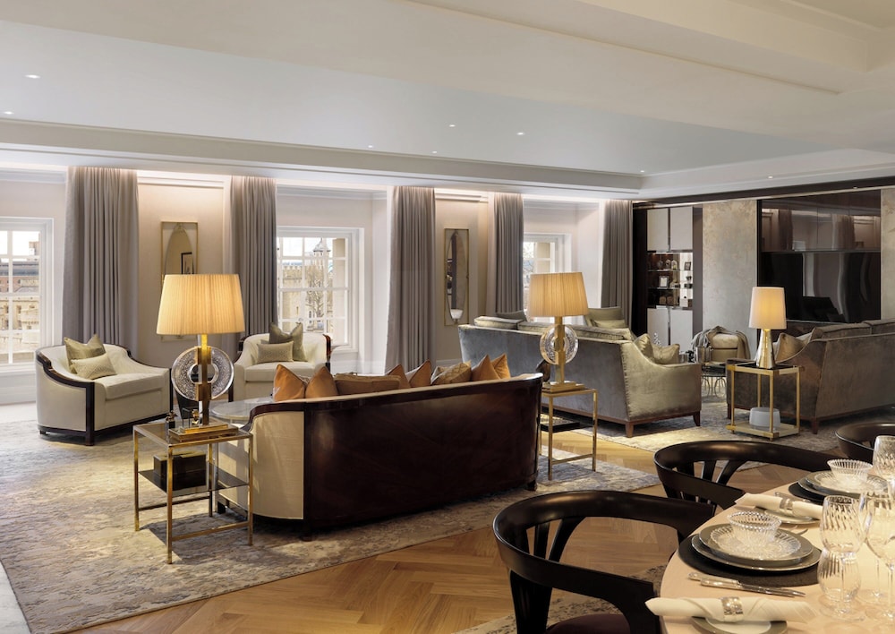 Four Seasons Hotel London at Tower Bridge 19
