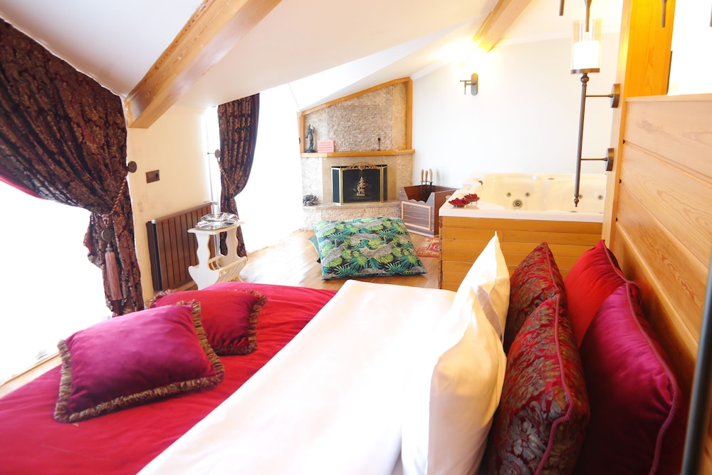 Aşıklar Butik Otel 13