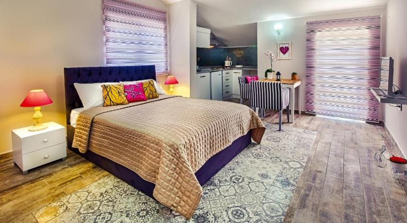Aspendos Suites 18