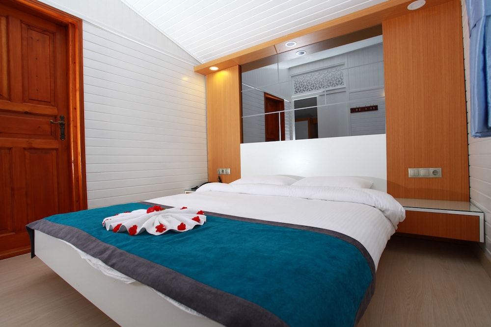 Azur Hotel 10