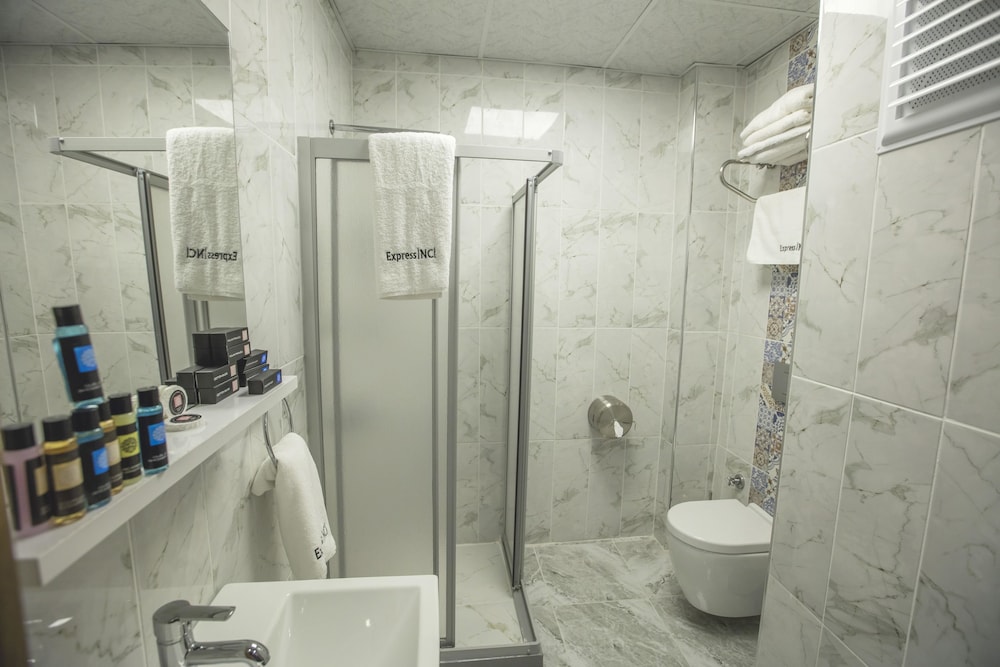 Express İnci Airport Hotel 13