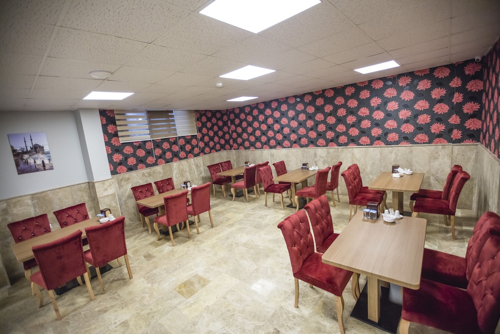 Express İnci Airport Hotel 23