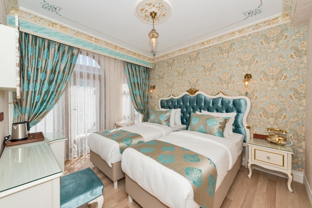 Hotel 1453 18