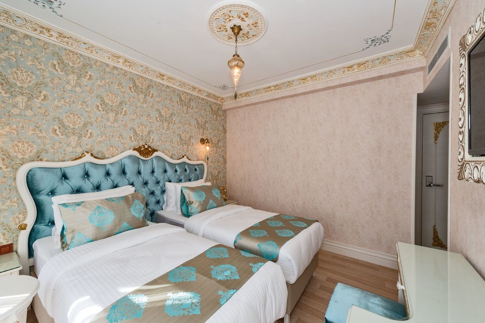 Hotel 1453 8