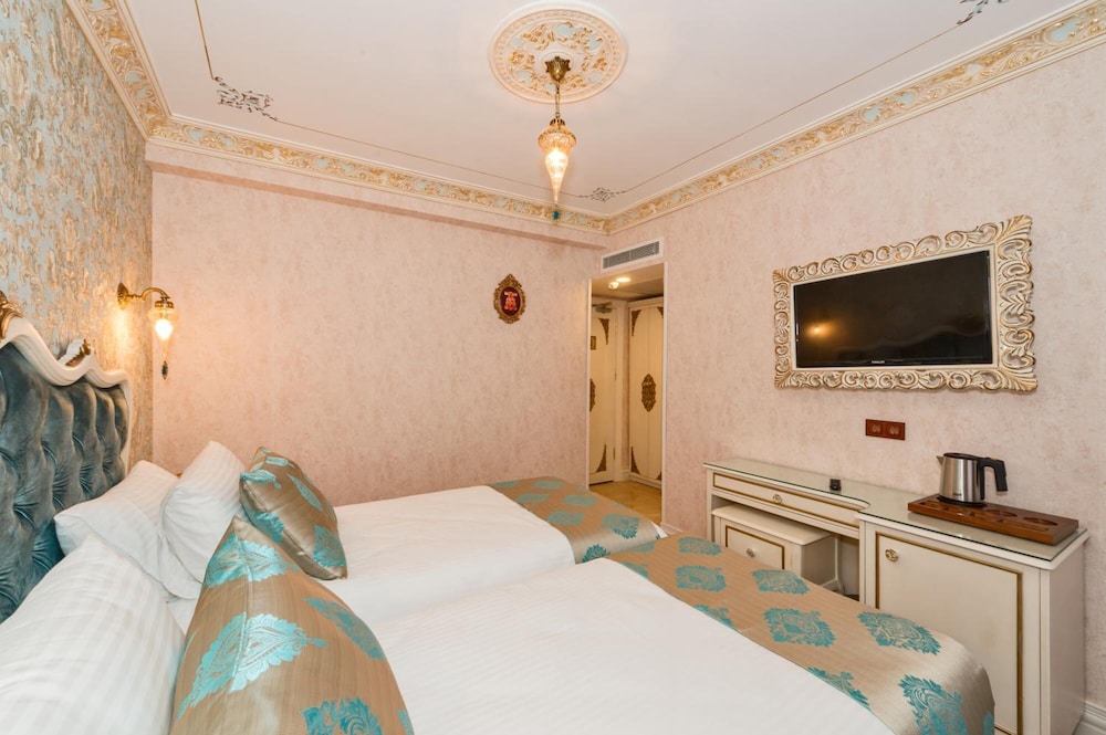 Hotel 1453 21