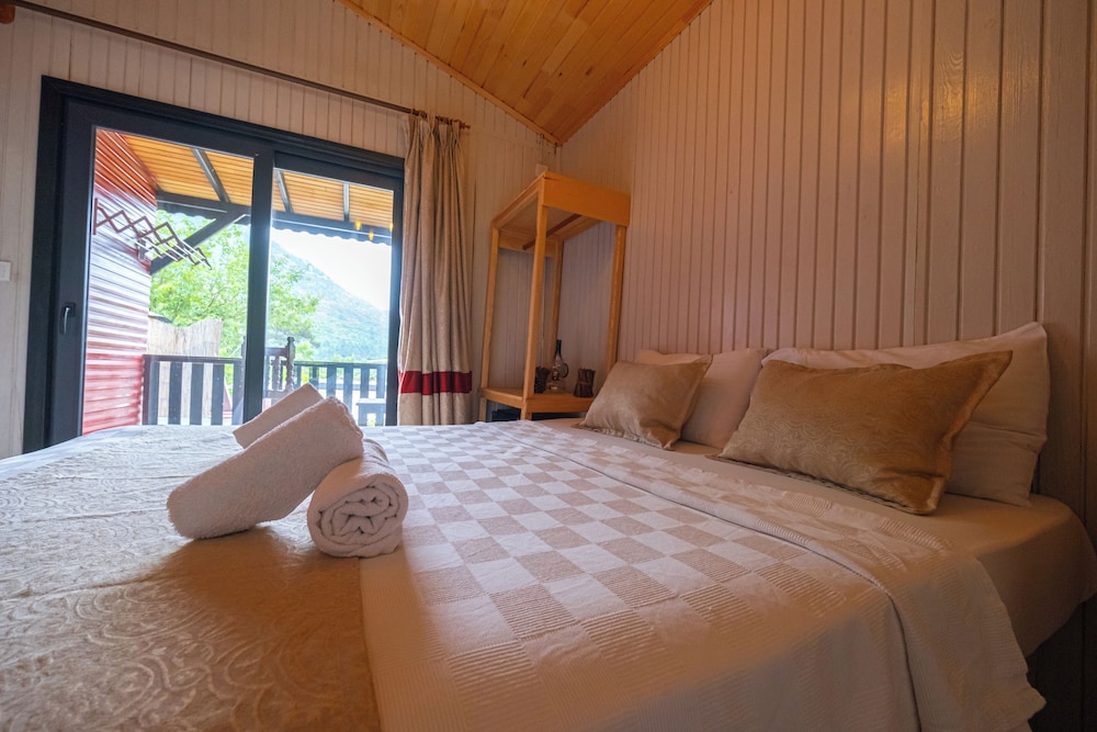 Koala Bungalows 19