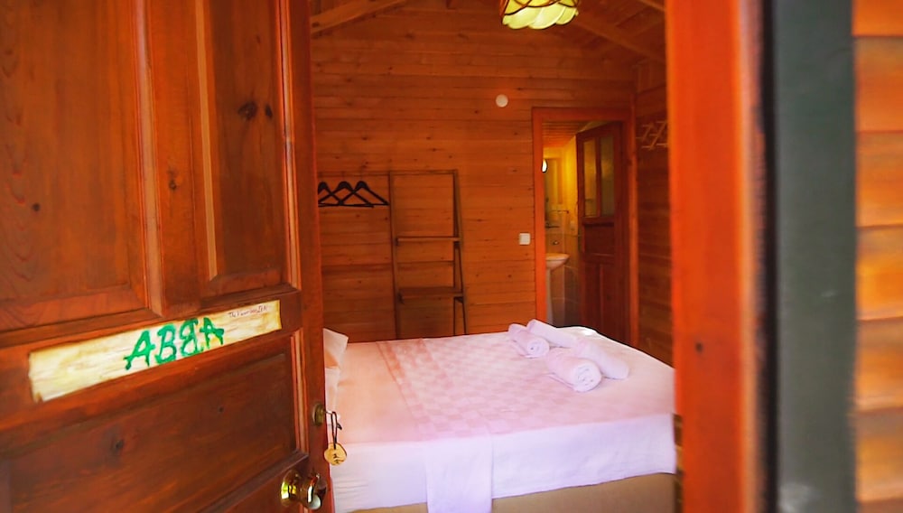 Koala Bungalows 4