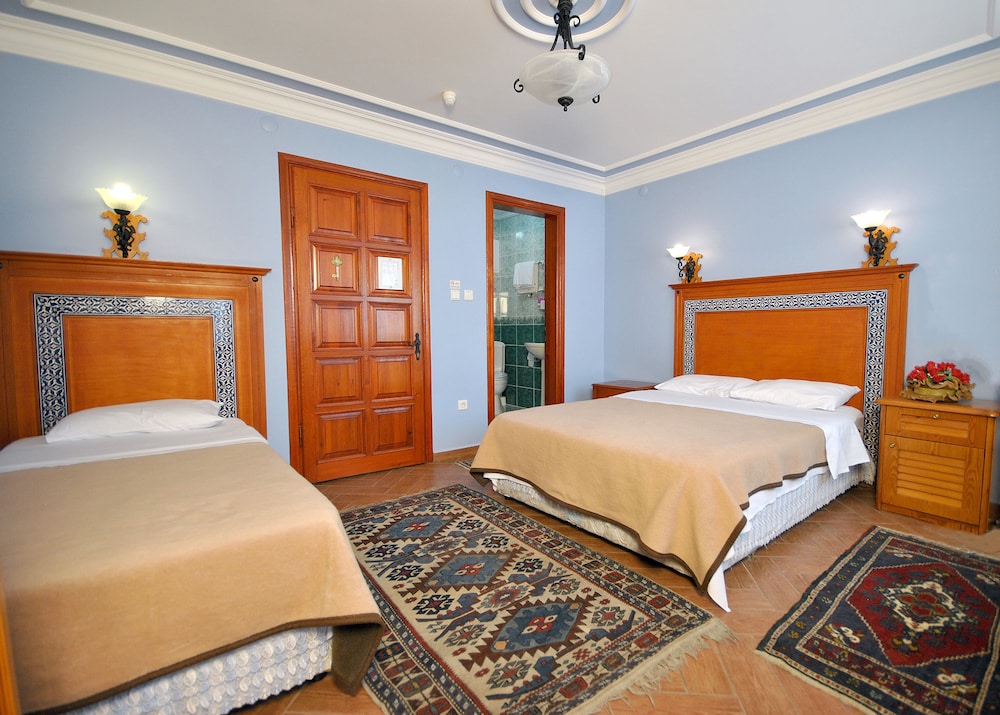 Side Hotel 14
