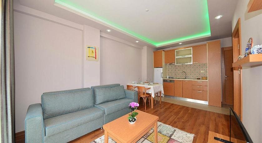 The Suites 10
