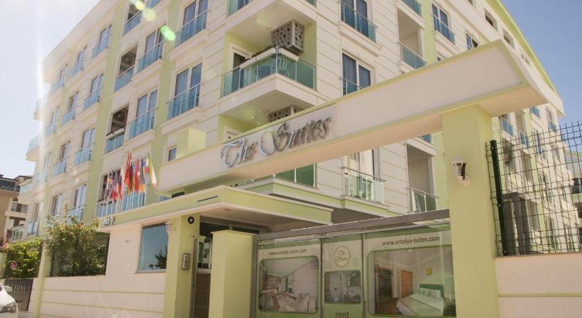 The Suites 7