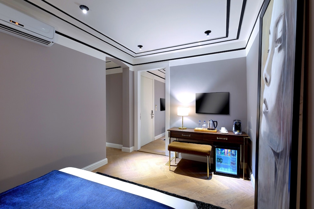 Walton Hotels Galata 14