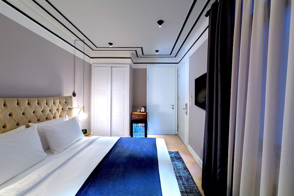 Walton Hotels Galata 24