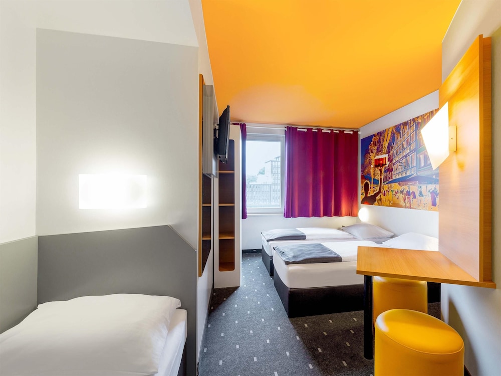 B&B HOTEL Düsseldorf-City 6
