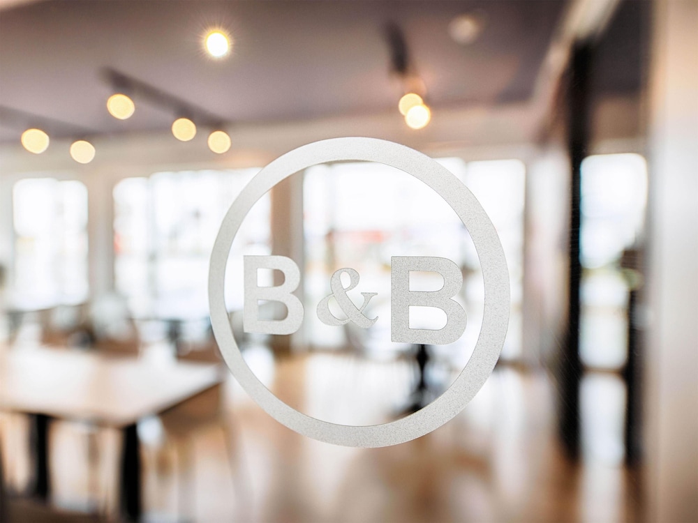 B&B HOTEL Düsseldorf-City 17
