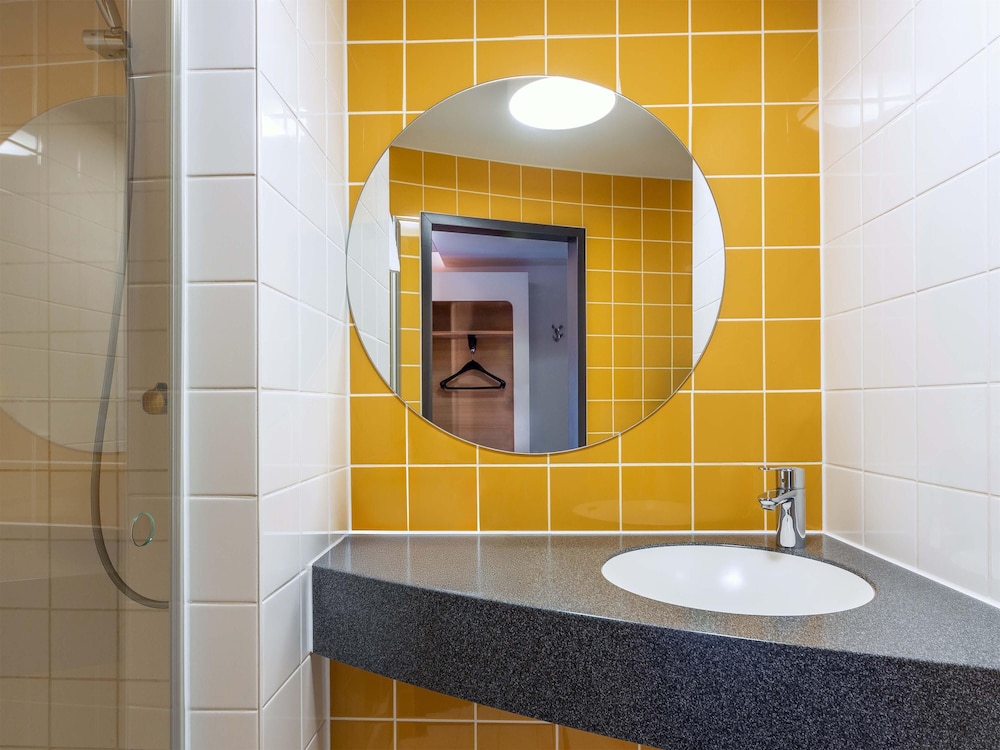 B&B HOTEL Düsseldorf-City 15
