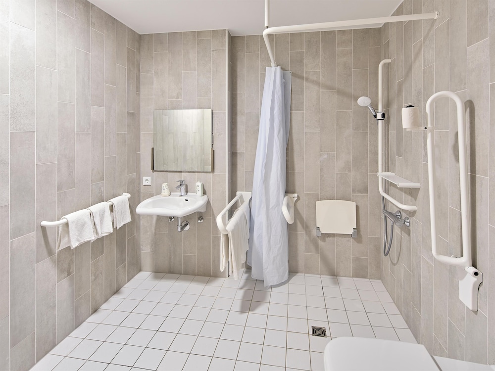 B&B HOTEL Köln-Messe 23