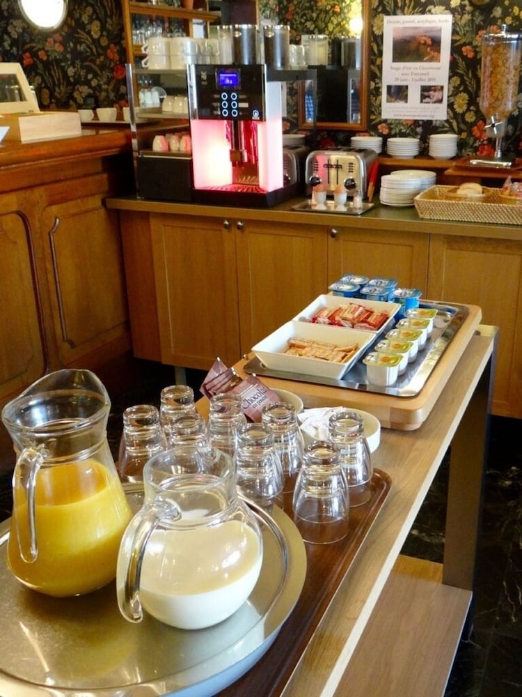 Hôtel du Cheval Rouge 23