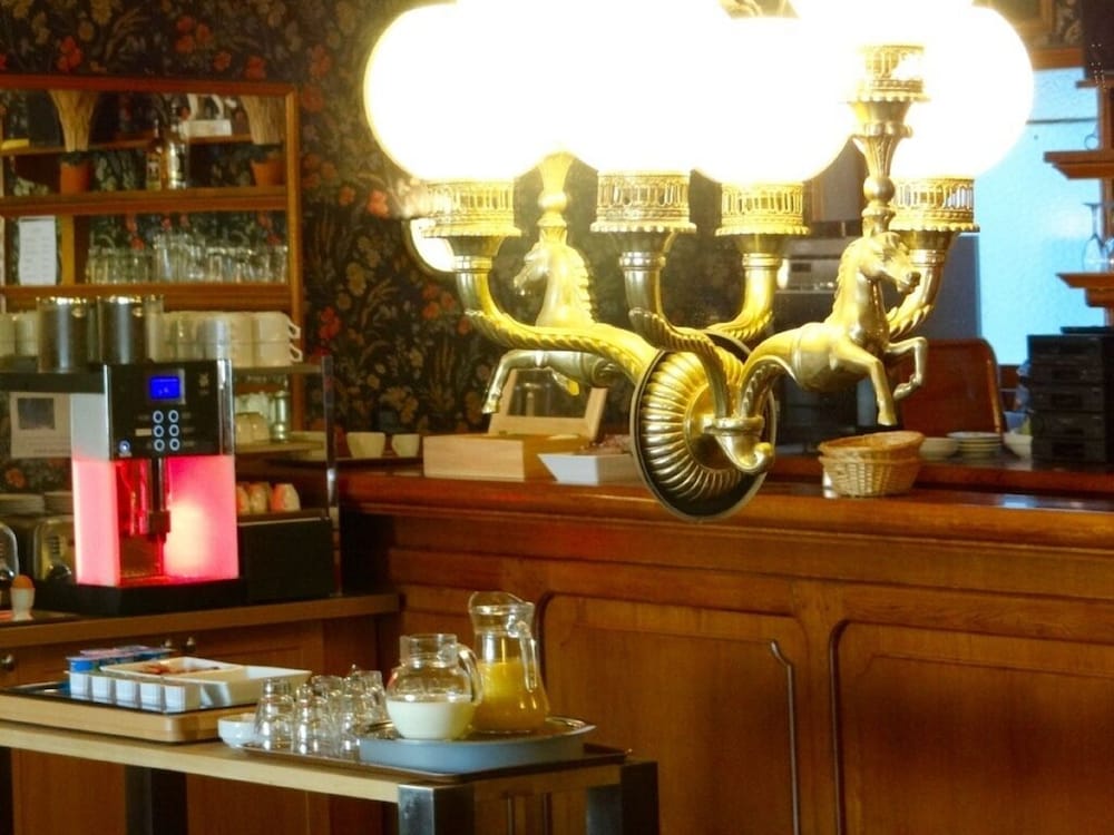 Hôtel du Cheval Rouge 21
