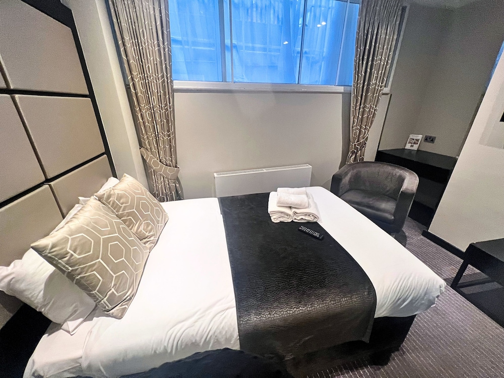 Great Saint Helen Hotel 17