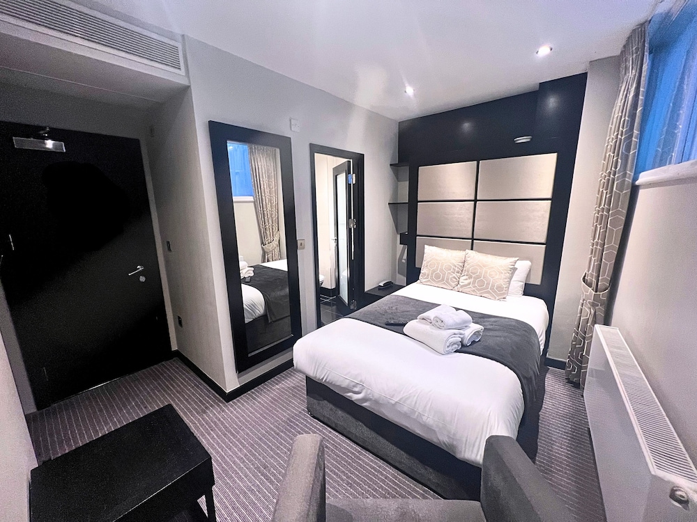 Great Saint Helen Hotel 14