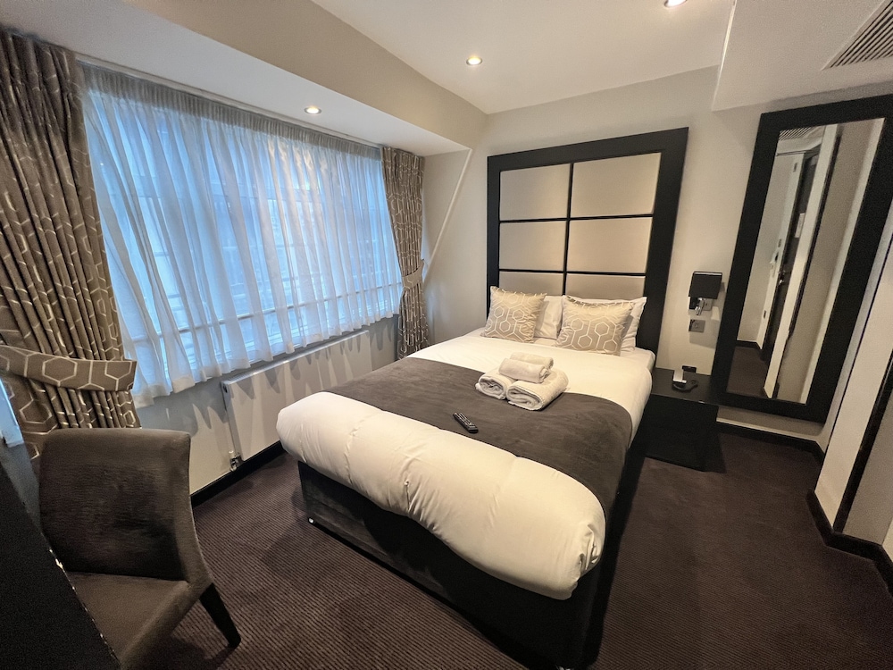Great Saint Helen Hotel 11