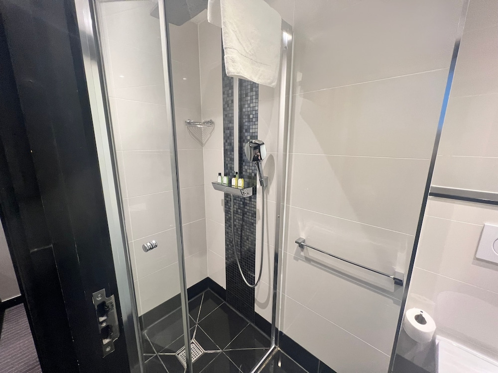 Great Saint Helen Hotel 24