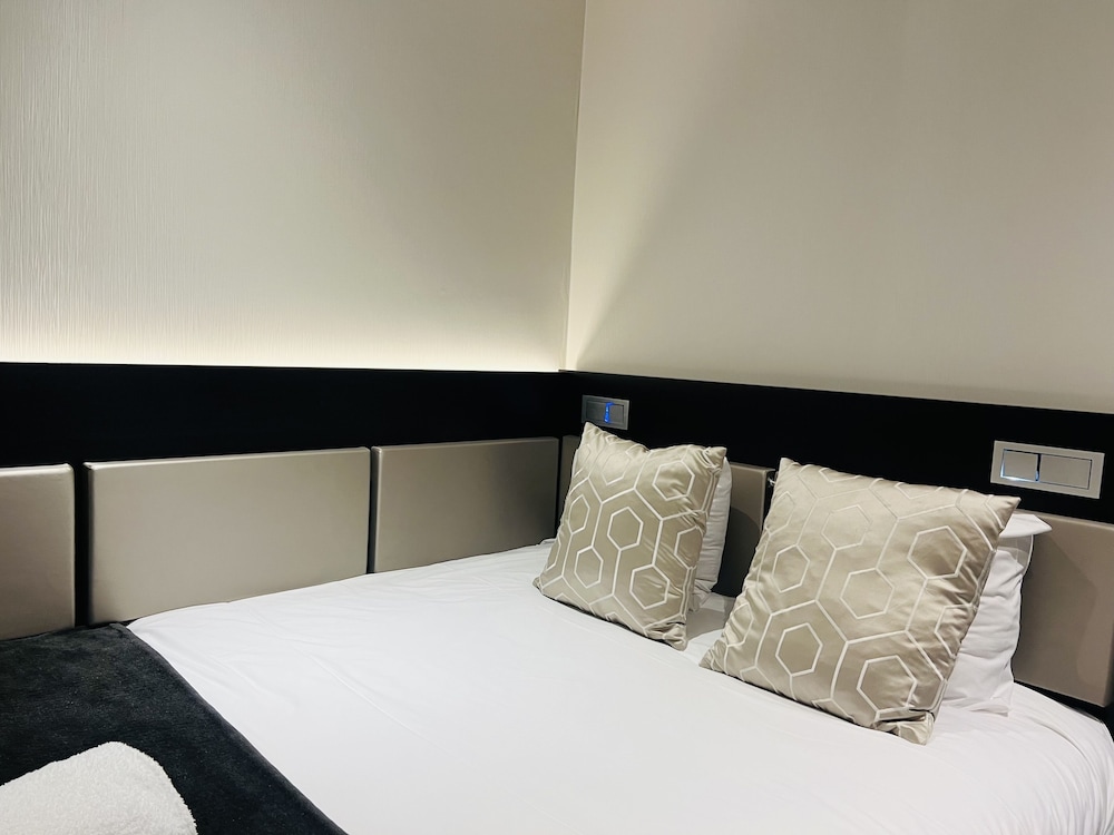 Great Saint Helen Hotel 7