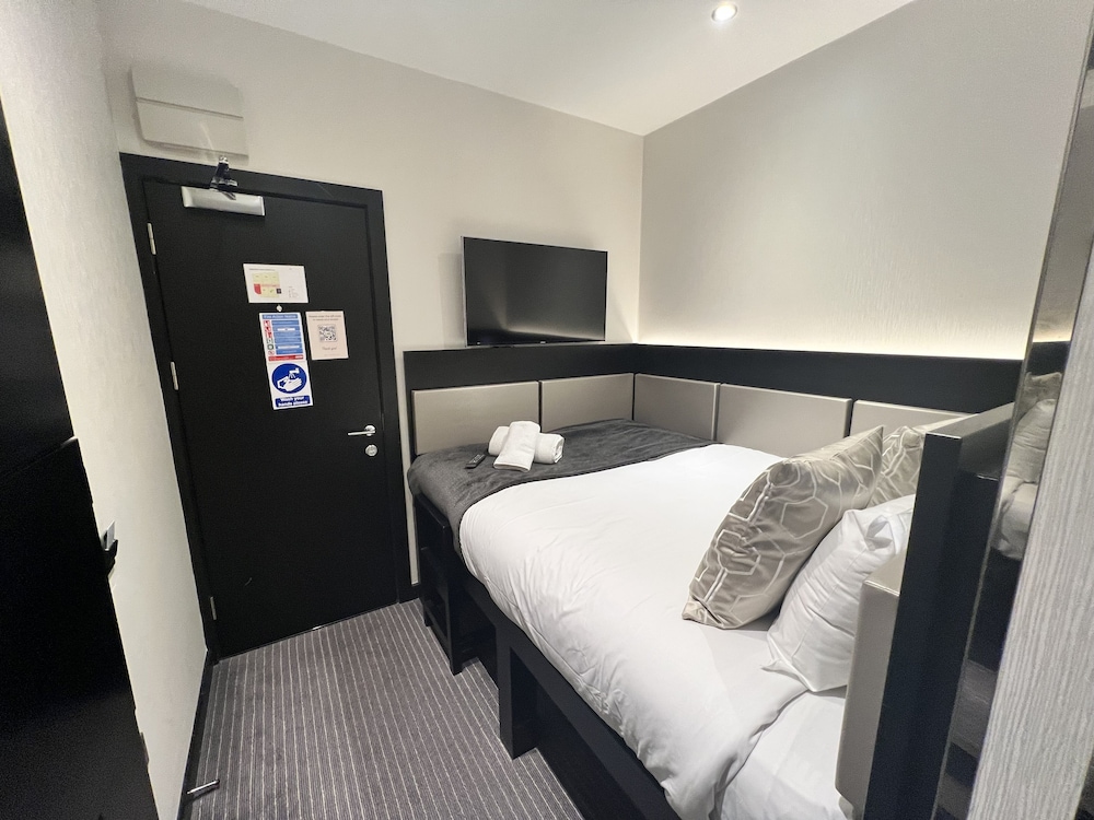 Great Saint Helen Hotel 10