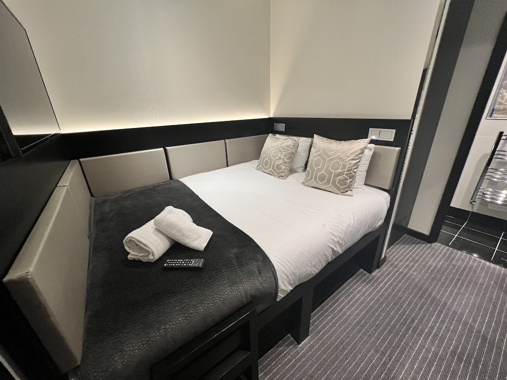 Great Saint Helen Hotel 8