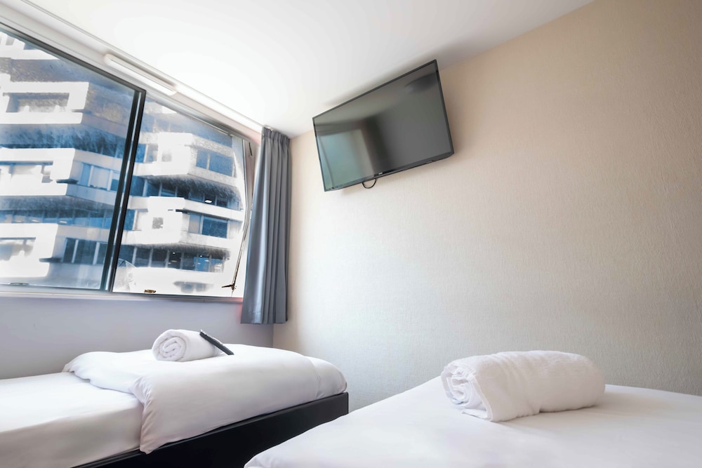 easyHotel Croydon 20