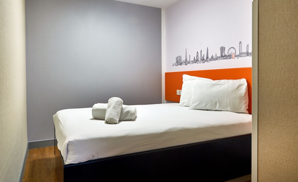 easyHotel Croydon 5