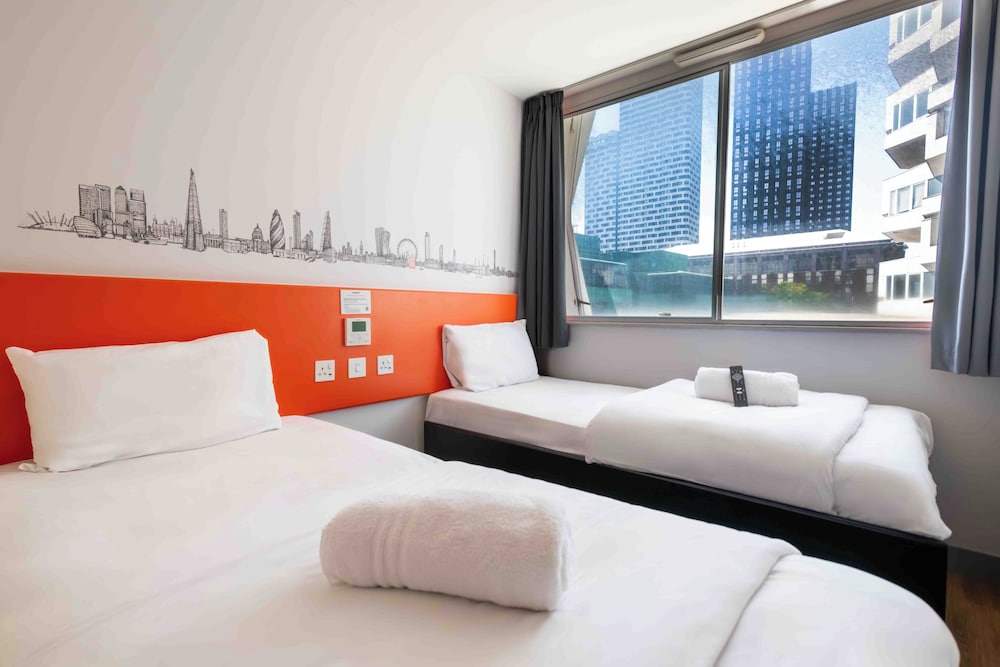 easyHotel Croydon 1