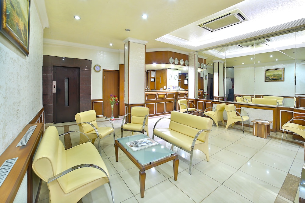The Center Hotel 2