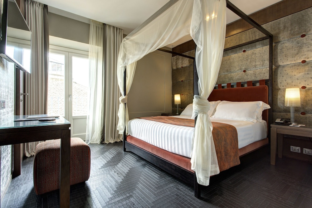 Mascagni Luxury Rooms & Suites 11