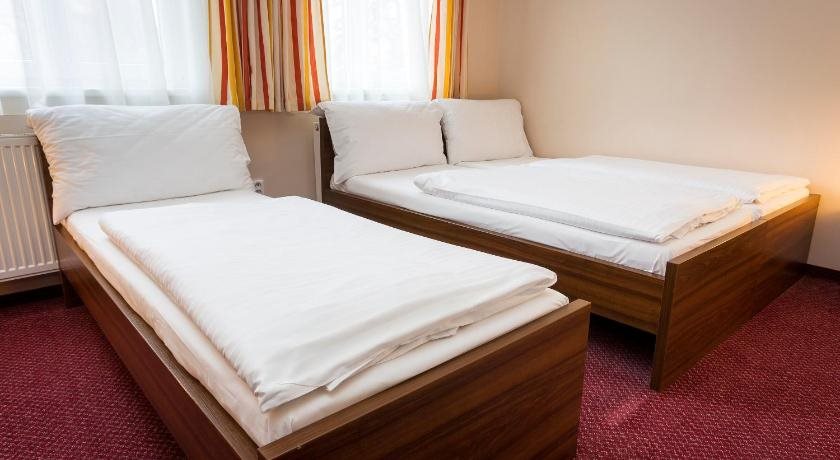 Pension Bed & Breakfast 15