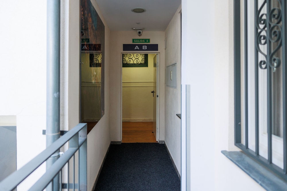 Apartments Slow Suites Luchana 5