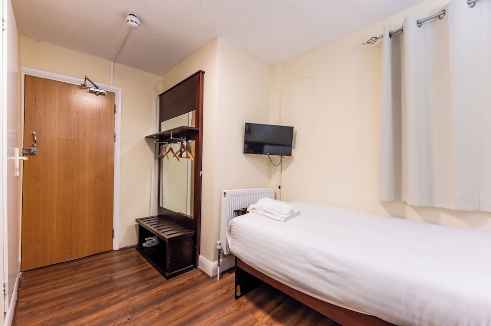 Belmont Hotel 11