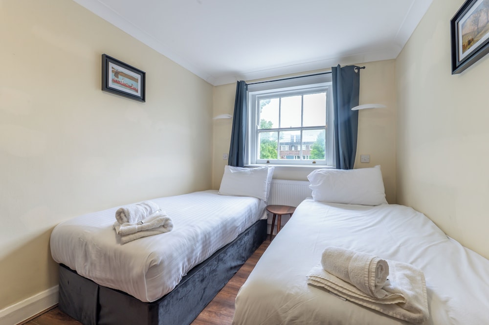 Belmont Hotel 7