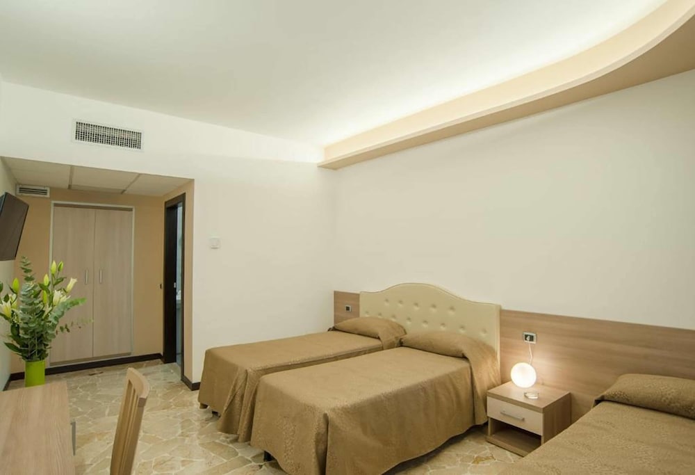 Hotel Boomerang 13