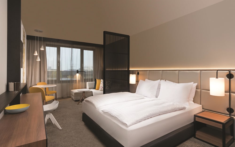 Adina Apartment Hotel Frankfurt Westend 11